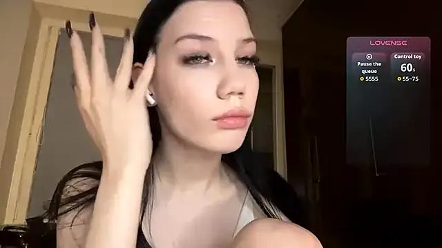 AlfredaBillegas from StripChat