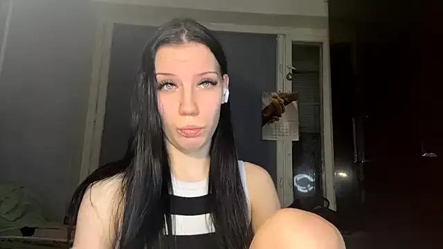 AlfredaBillegas from StripChat