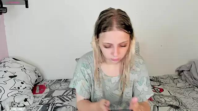 Try girls webcam shows. Sweet cute Free Performers.