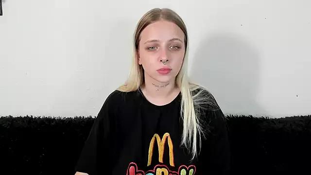 Try girls webcam shows. Sweet cute Free Performers.