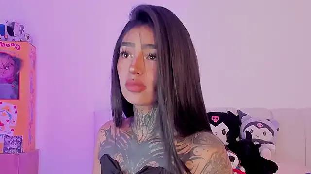 Aliceee_0 from StripChat is Freechat