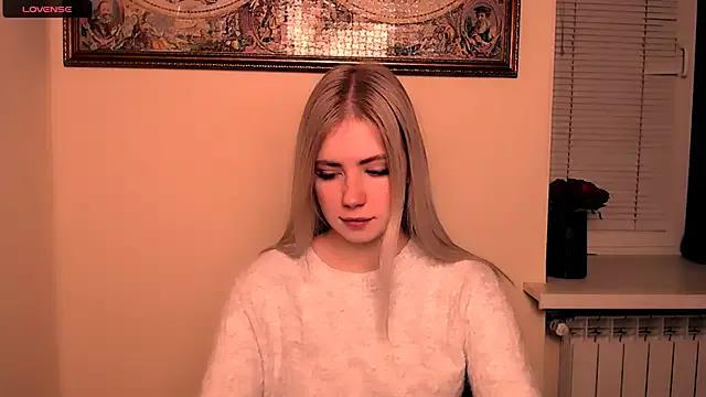 AliceHotty_ from StripChat is Freechat
