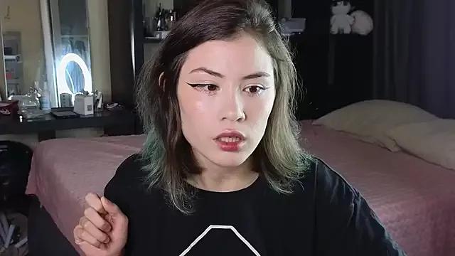 Try girls webcam shows. Sweet cute Free Performers.