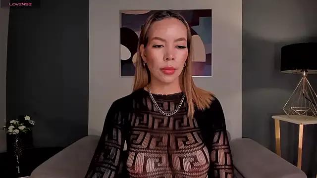 AlicePrice_ from StripChat is Freechat