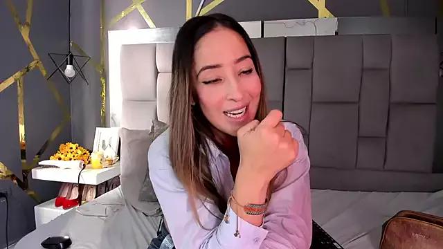 Try girls webcam shows. Sweet cute Free Performers.