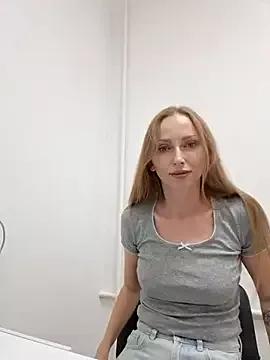 Alicia_Meov from StripChat is Freechat