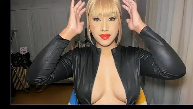 Alicia_Wang from StripChat is Freechat