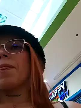 Alis_xxx from StripChat is Freechat