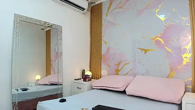 AlishaDixon from StripChat is Freechat