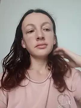 AlisKiv from StripChat is Freechat