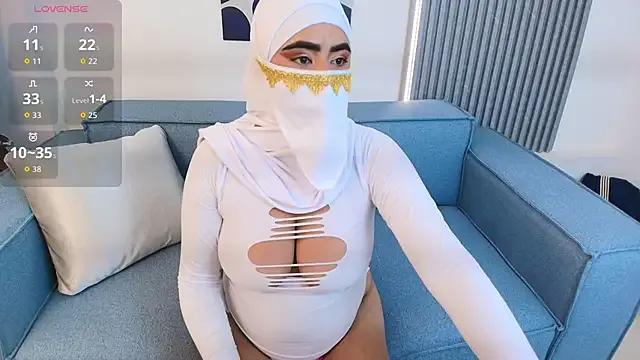 Aliya_cutiee from StripChat is Freechat