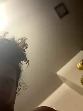 Freechat allybluee777 on StripChat