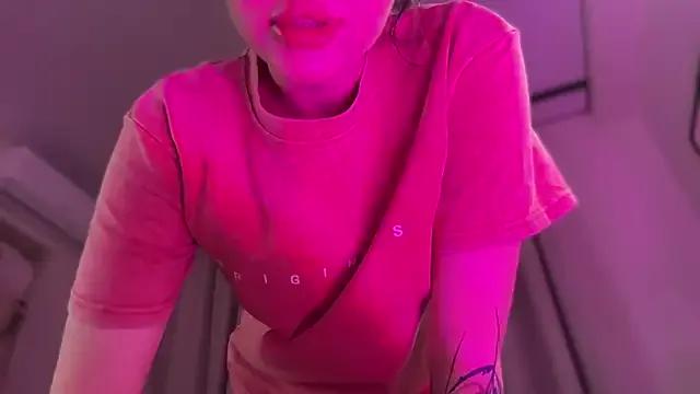 Try girls webcam shows. Sweet cute Free Performers.