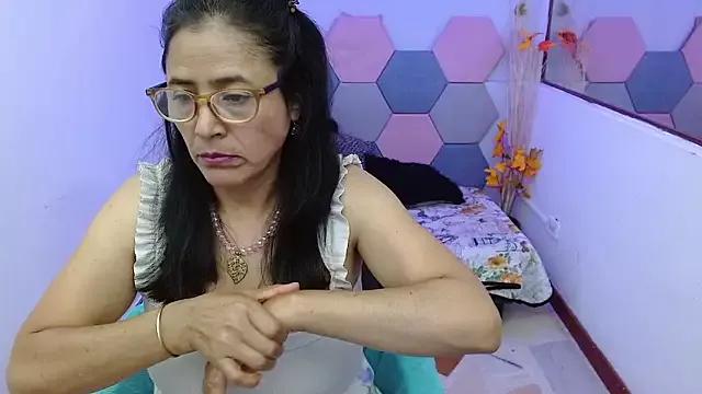 AmandaPeet from StripChat is Freechat