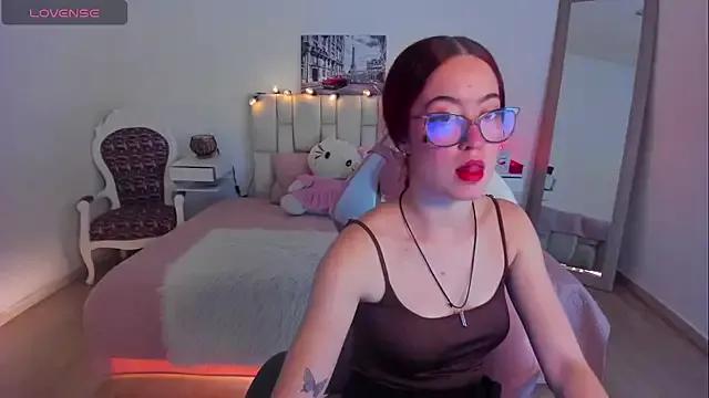 Amaraa_couper1 from StripChat is Freechat