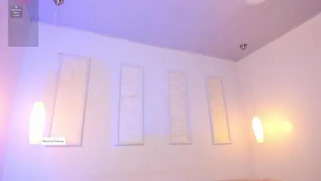 amaraa_lewiis from StripChat is Freechat