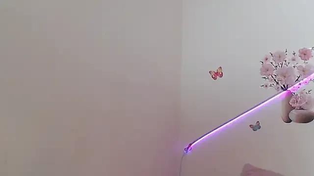 AMARYXS from StripChat is Freechat