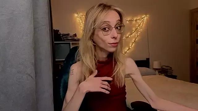 Try girls webcam shows. Sweet cute Free Performers.