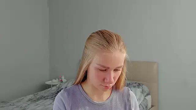 AmberArt from StripChat is Freechat