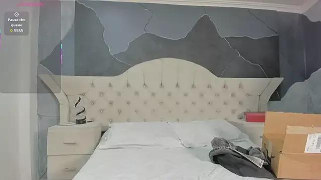 Try girls webcam shows. Sweet cute Free Performers.