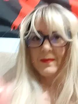 Amelialove42 from StripChat is Freechat