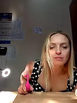 Try girls webcam shows. Sweet cute Free Performers.