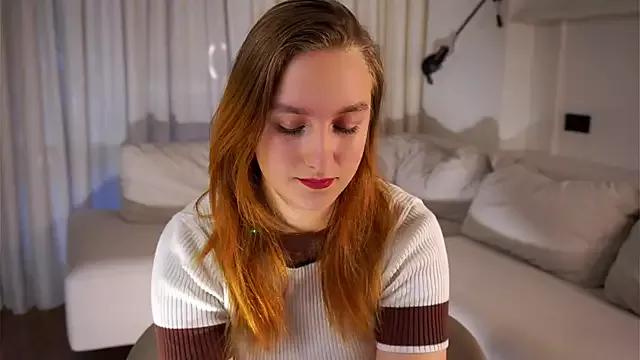 AmieeDorich from StripChat is Freechat
