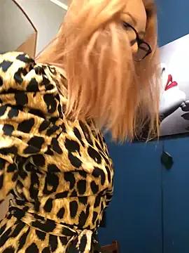 Try girls webcam shows. Sweet cute Free Performers.