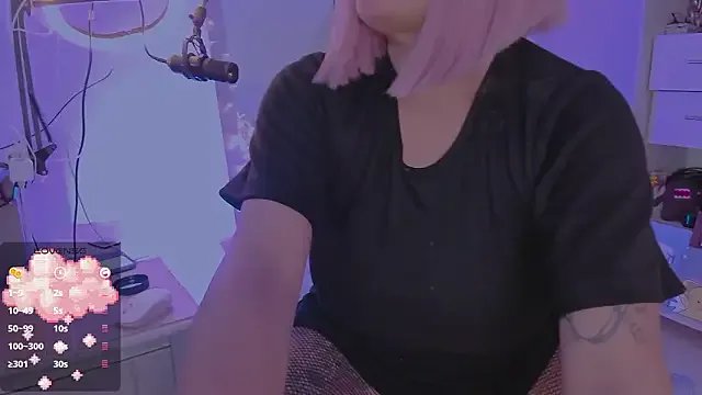 amywilld from StripChat is Freechat