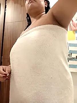 Anabelle_00_ from StripChat is Freechat