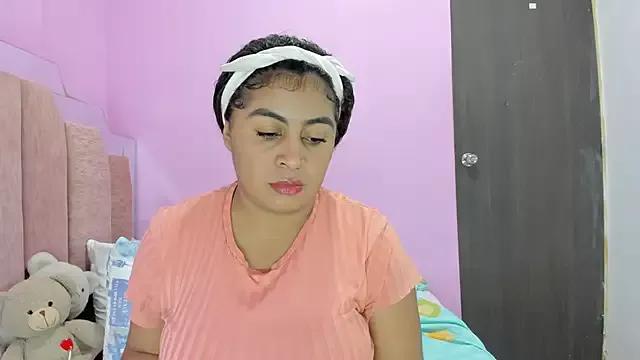 AndreaSweet2 from StripChat is Freechat