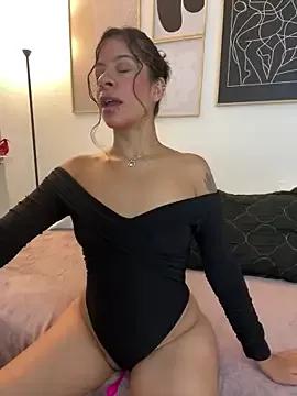 Try girls webcam shows. Sweet cute Free Performers.