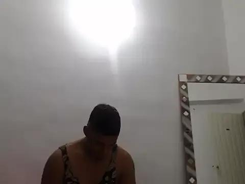 andrewcaxo from StripChat is Freechat