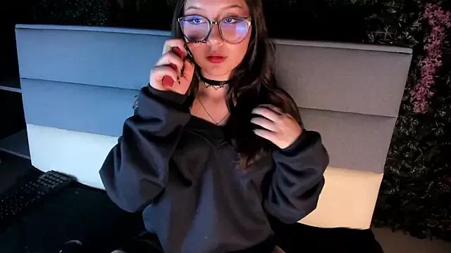 Try girls webcam shows. Sweet cute Free Performers.