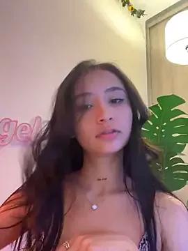Try girls webcam shows. Sweet cute Free Performers.