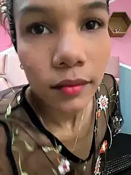 AngelineJolie from StripChat is Freechat