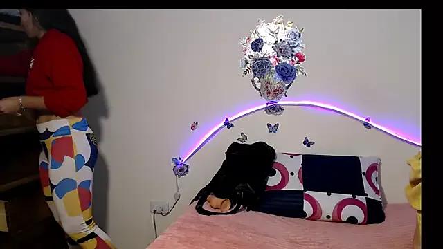 angelyxs from StripChat is Freechat