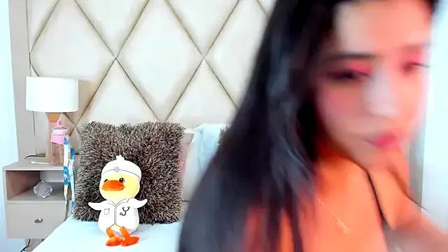 Anna_Russell from StripChat