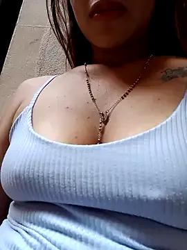 annie-19 from StripChat is Freechat