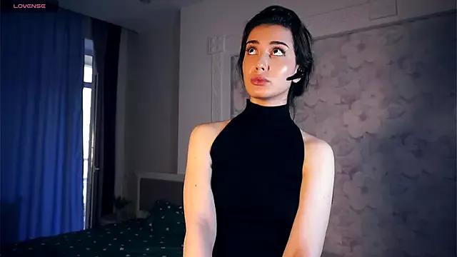 AnnisFeltham from StripChat is Freechat