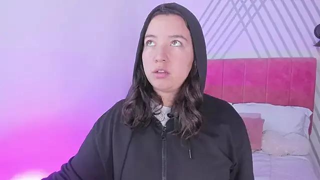 anny_paris from StripChat is Freechat