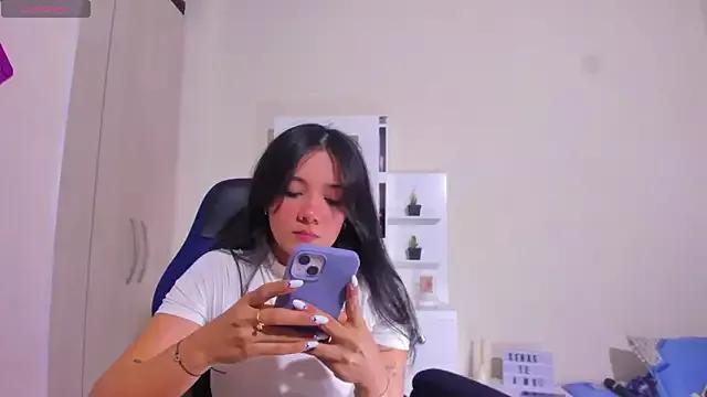 Try girls webcam shows. Sweet cute Free Performers.