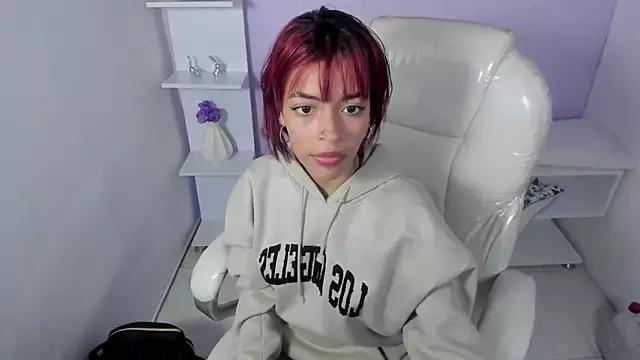 Try girls webcam shows. Sweet cute Free Performers.