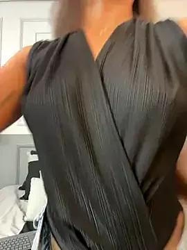 AnnyVega_ from StripChat is Freechat