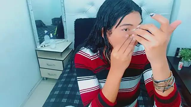 antonela_xxx from StripChat is Freechat