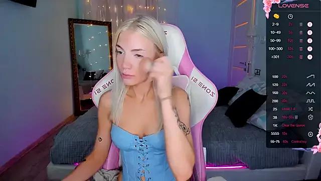 AnyaTaylor_ from StripChat