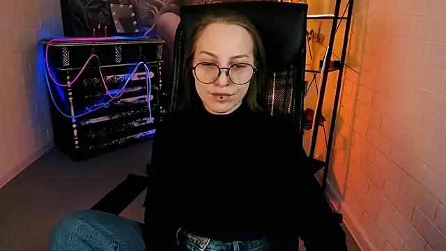 Try girls webcam shows. Sweet cute Free Performers.