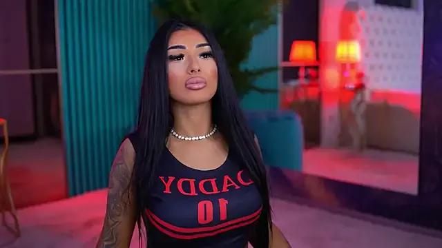 ArabellaPosh from StripChat is Freechat