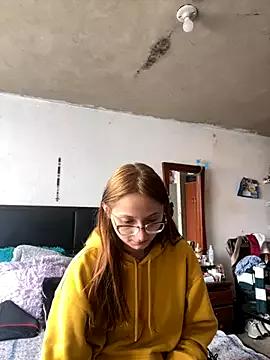 Try girls webcam shows. Sweet cute Free Performers.