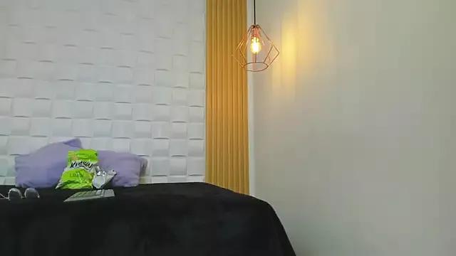 AriaBelle from StripChat is Freechat